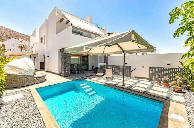 Luxury Villa Tropical Private Heated Pool Los Cristianos  Extérieur photo